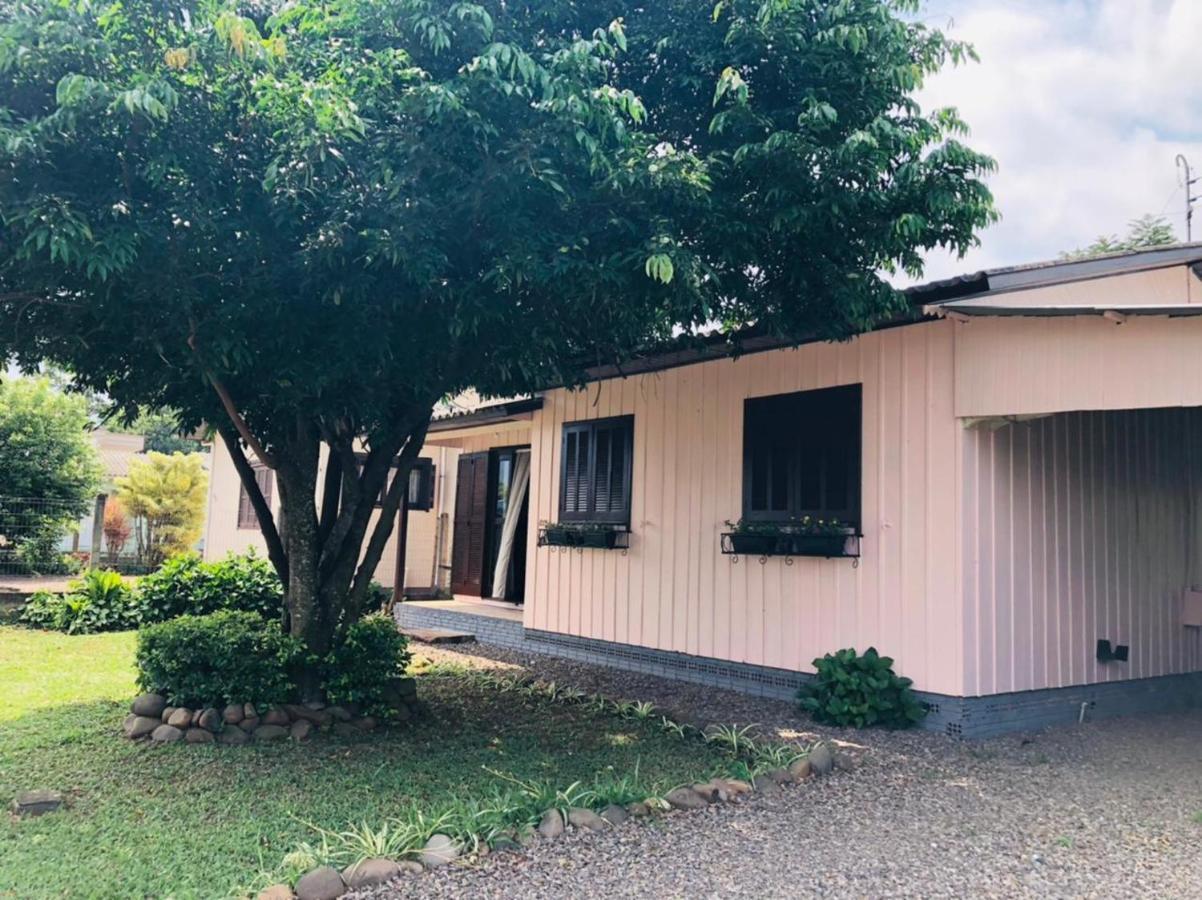 Happy House - Casa Ideal Para Grupos Na Cidade Dos Canyons Praia Grande  Kültér fotó
